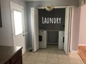 4406 Stockbridge Ct, Unit Bedroom 2 in Bowie, MD - Building Photo - Building Photo
