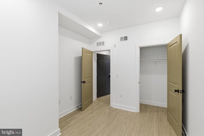 863 N 43rd St in Philadelphia, PA - Building Photo - Building Photo