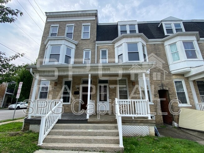 property at 252 W Jackson St