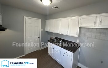 4532 Sunny View Dr in Memphis, TN - Building Photo - Building Photo