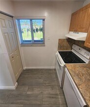 10900 SW 196th St in Cutler Bay, FL - Building Photo - Building Photo