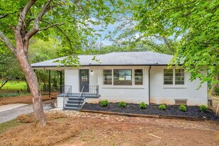 5506 Alder Dr in Forest Park, GA - Building Photo