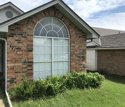 1417 Quail Crest Dr in Garland, TX - Building Photo - Building Photo