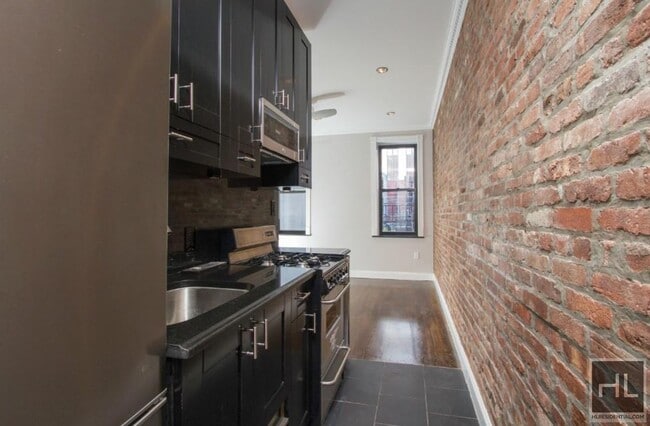 East 18th Street in New York, NY - Building Photo - Building Photo