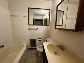 209 Washington St NE in Albuquerque, NM - Building Photo - Building Photo