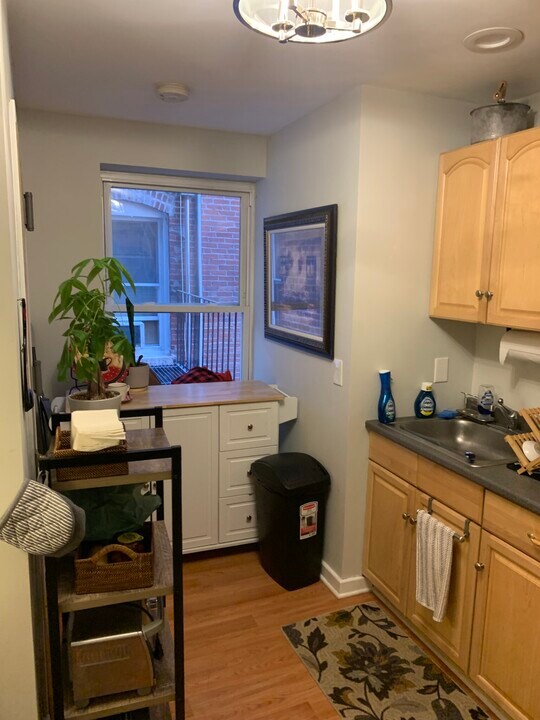 154 Summer St, Unit 8R in Somerville, MA - Building Photo