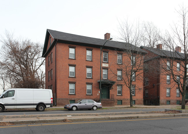 1846-1860 Main St in Hartford, CT - Building Photo - Building Photo