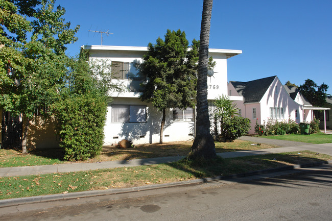 14769 Friar St in Van Nuys, CA - Building Photo - Building Photo