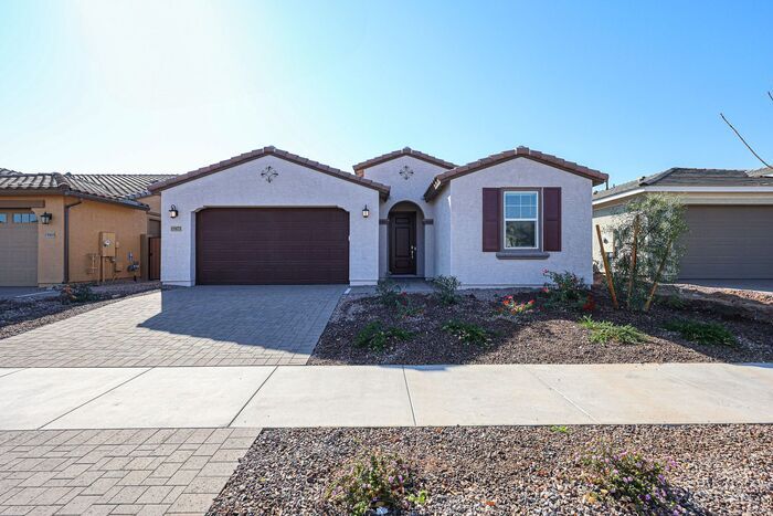 15875 W Kendall St in Goodyear, AZ - Building Photo
