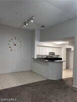 8225 Ibis Club Dr in Naples, FL - Building Photo
