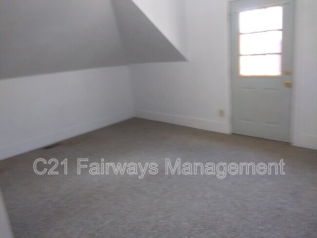 205 Griscom St in Dawson, PA - Building Photo - Building Photo