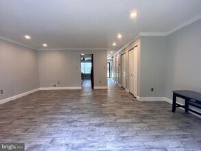 18085 Olde Port Ln in Triangle, VA - Building Photo - Building Photo