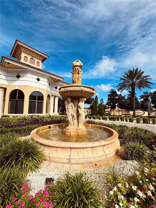 449 Bay Leaf Dr in Poinciana, FL - Building Photo