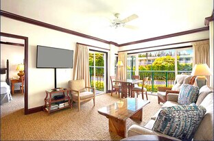 4-820-820 Kuhio Hwy in Kapaa, HI - Building Photo