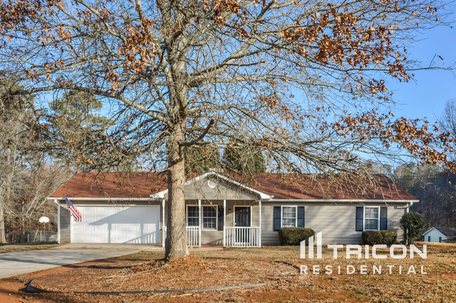 property at 110 W Forest Dr