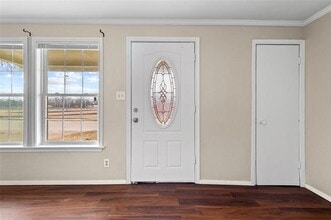 101 E Williams St in Bowie, TX - Building Photo - Building Photo