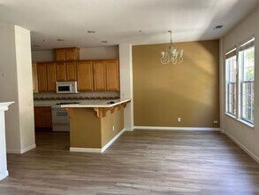 2805 Garibaldi Ave in San Luis Obispo, CA - Building Photo - Building Photo