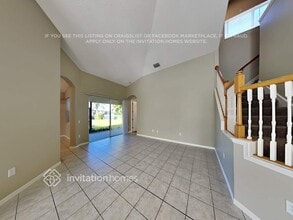 12122 Aster Ave in Bradenton, FL - Foto de edificio - Building Photo