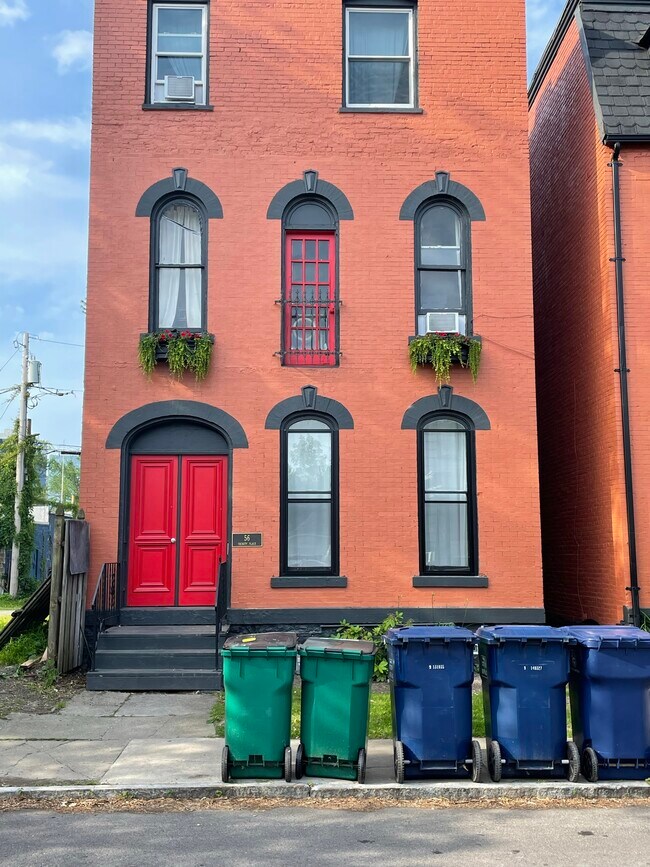 56 Trinity Plz Apartments and Nearby Buffalo Apartments For Rent