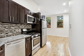 317 6th S St in Philadelphia, PA - Foto de edificio - Building Photo