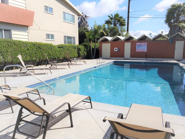 Keswick Court Apartments in Culver City, CA - Building Photo - Building Photo