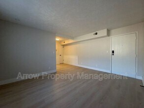 1429 N 34th St in Lincoln, NE - Foto de edificio - Building Photo