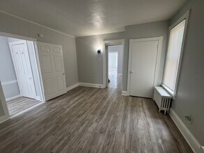 2825 Kutztown Rd, Unit 2 in Reading, PA - Building Photo - Building Photo