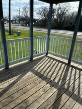 841 State Hwy 75 N in Fairfield, TX - Foto de edificio - Building Photo