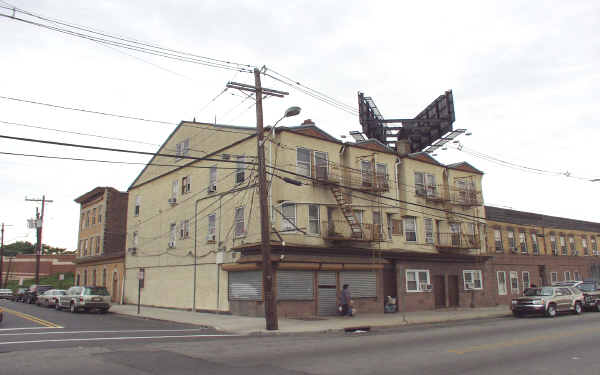 60-62 Dayton Ave in Passaic, NJ - Building Photo