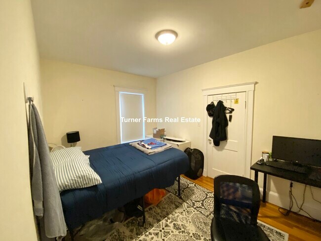 17 Sunset St, Unit 1 in Boston, MA - Building Photo - Building Photo