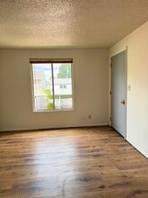 805 S Walnut St in Brookston, IN - Building Photo - Building Photo