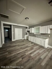 3627 Meyers St photo'