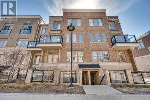 100 Parrotta Dr in Toronto, ON - Building Photo