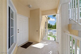 9185 Celeste Dr in Naples, FL - Building Photo - Building Photo