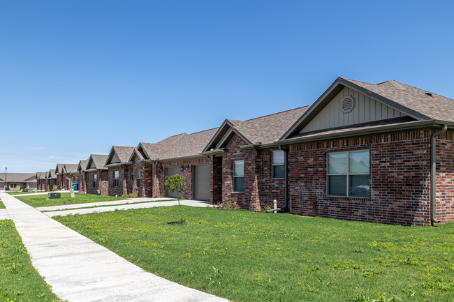 Booker Circle in Pea Ridge, AR - Building Photo - Building Photo