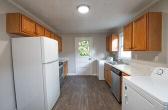 302 Normandy St in Durham, NC - Building Photo - Building Photo