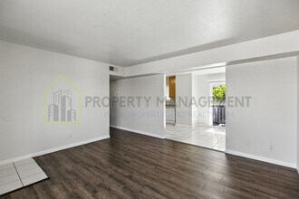 2205 15th Ave in Sacramento, CA - Building Photo - Building Photo