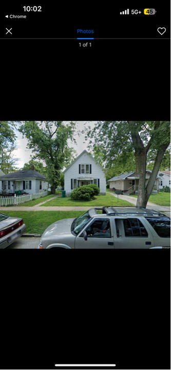 1069 W King St in Decatur, IL - Foto de edificio