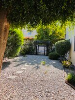 4319 Cahuenga Blvd, Unit 4319 in Toluca Lake, CA - Building Photo