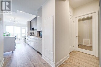 8-3018 Water Walk Dr in Markham, ON - Building Photo - Building Photo
