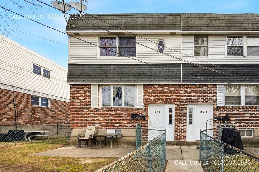 206 Green Ave-Unit -1st Floor in Holmes, PA - Building Photo