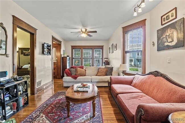 343 Baynes St, Unit Floor 1