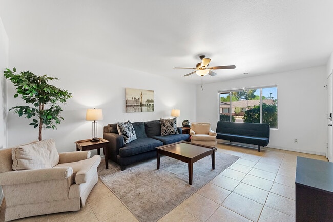 property at 5409 S Hazelton Ln