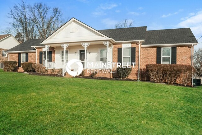 3804 Hillshire Dr in Nashville, TN - Building Photo - Building Photo