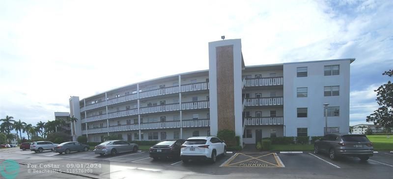 4038 Hythe A in Boca Raton, FL - Foto de edificio