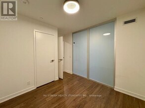 30 Tretti Wy in Toronto, ON - Building Photo - Building Photo