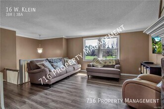 16 W Klein Rd in Buffalo, NY - Building Photo - Building Photo
