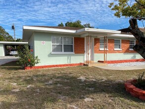 401 S Nimbus Ave in Clearwater, FL - Building Photo - Building Photo