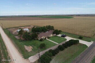 10205 County Rd 3300 in Idalou, TX - Building Photo - Building Photo