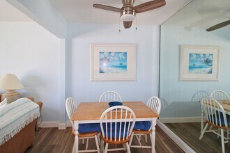 3747 42nd Way S in St. Petersburg, FL - Building Photo - Building Photo